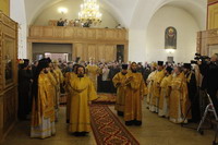 В Прощеное воскресенье Святейший Патриарх Кирилл совершил Божественную литургию в храме святителя Николая в Покровском (10)